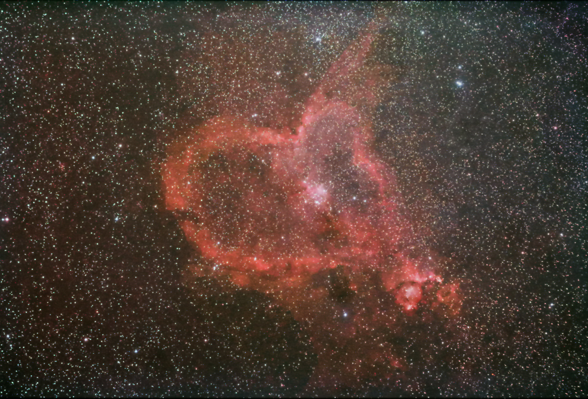 Nebulosa IC 1805 (Heart Nebula) in Cassiopea con  tele Canon da 300 mm di focale